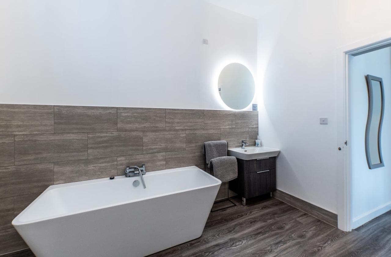 Lionheart Large Luxury Lodge - Sleeps 10- Dog Friendly,Near Sherwood Forest At Fairview Farm Nottingham Great For Family Gatherings ,Groups ,Parties Kültér fotó